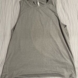 Fabletics Light Gray Scoop-Neck Muscle Tank